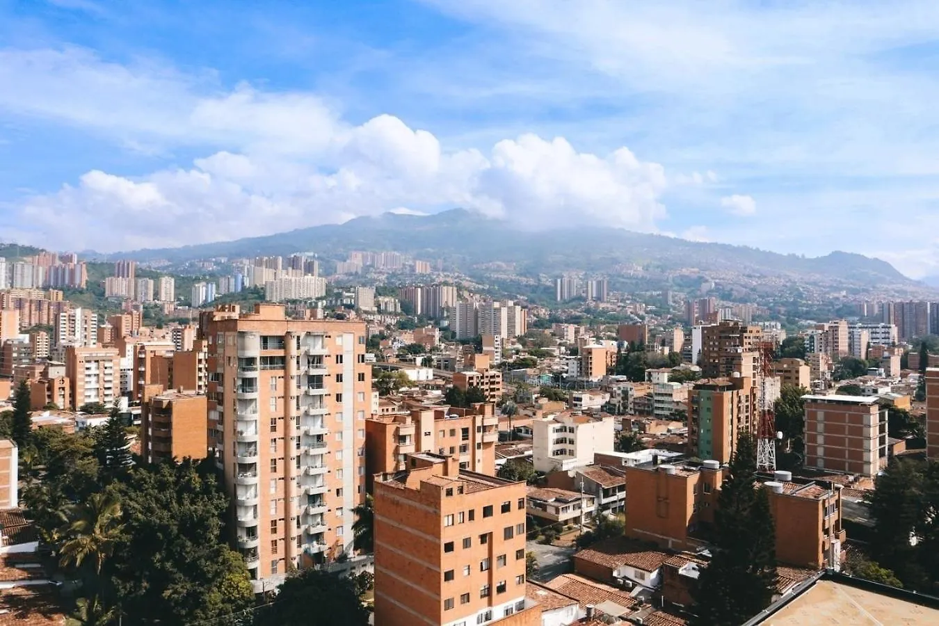 Welcoming Stadio Aparta-Suite Rosa Negra Medellin 0*,  Colombia