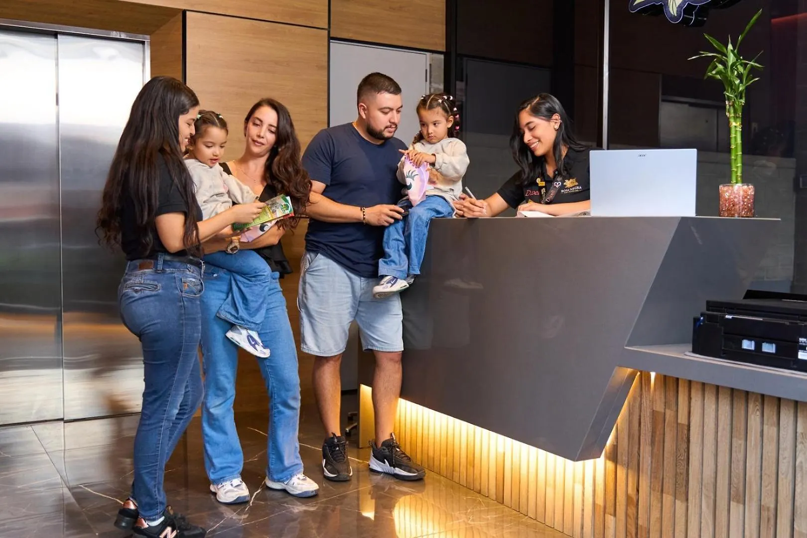 Welcoming Stadio Aparta-Suite Rosa Negra Medellín Daire